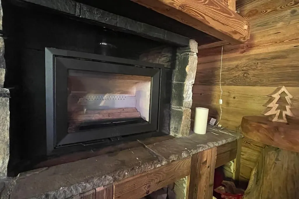 Family Chalet, Stunning Views & New Hot Tub La Cote d'Arbroz 0*,