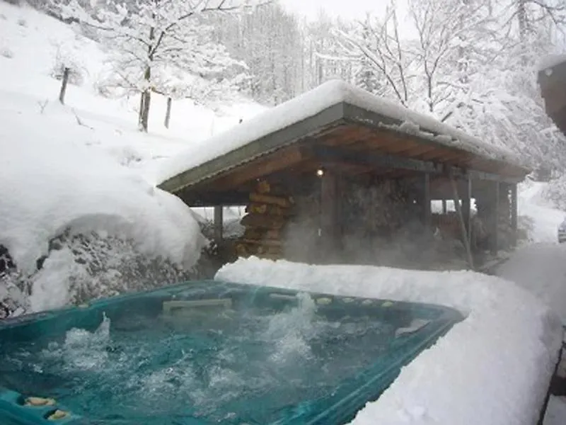 Family Chalet, Stunning Views & New Hot Tub La Cote d'Arbroz 0*,  France